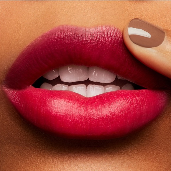 MAC Love Me Lipstick Nine Lives - Picture 14 of 16